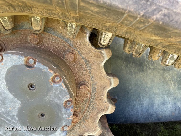 image for item MM9504 2019 Kubota SVL95-2S  tracked skid steer loader