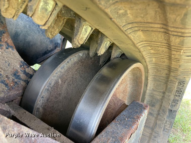 image for item MM9504 2019 Kubota SVL95-2S  tracked skid steer loader