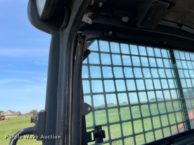 image for item MM9505 2019 Kubota SVL95-2S  tracked skid steer loader