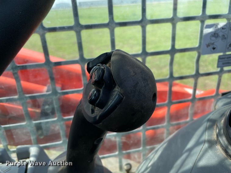 image for item MM9505 2019 Kubota SVL95-2S  tracked skid steer loader