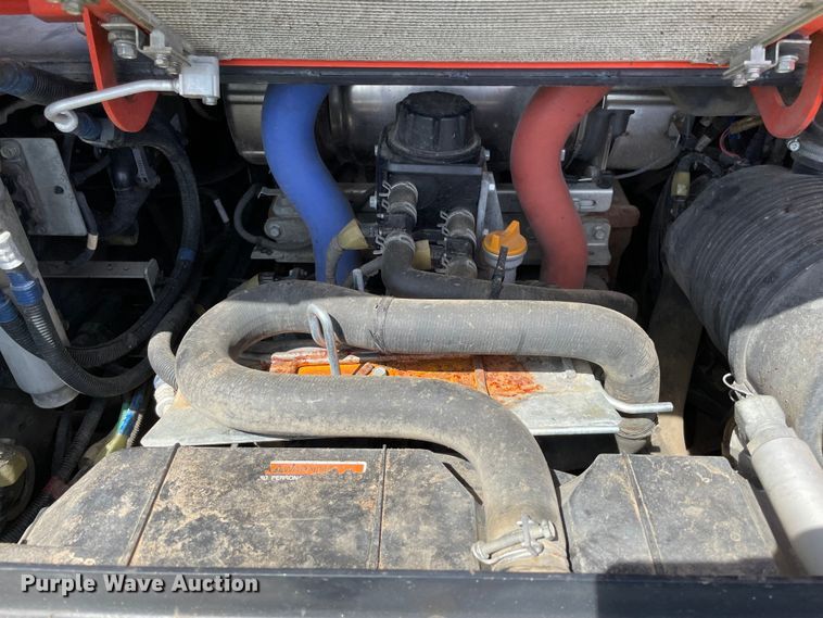 image for item MM9505 2019 Kubota SVL95-2S  tracked skid steer loader