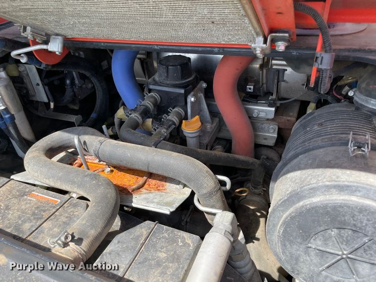 image for item MM9505 2019 Kubota SVL95-2S  tracked skid steer loader