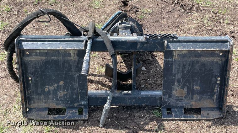 image for item MM9506 Kubota SA35  skid steer auger