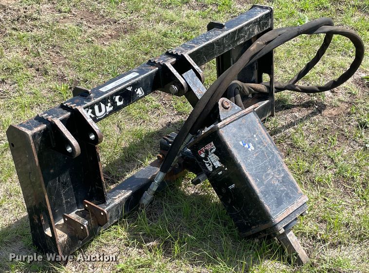 image for item MM9507 Kubota  skid steer auger