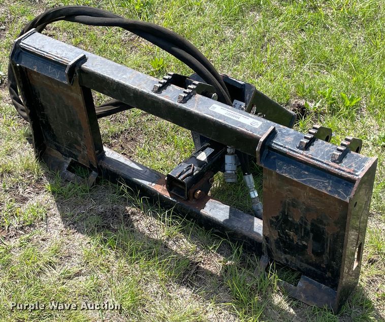 image for item MM9507 Kubota  skid steer auger