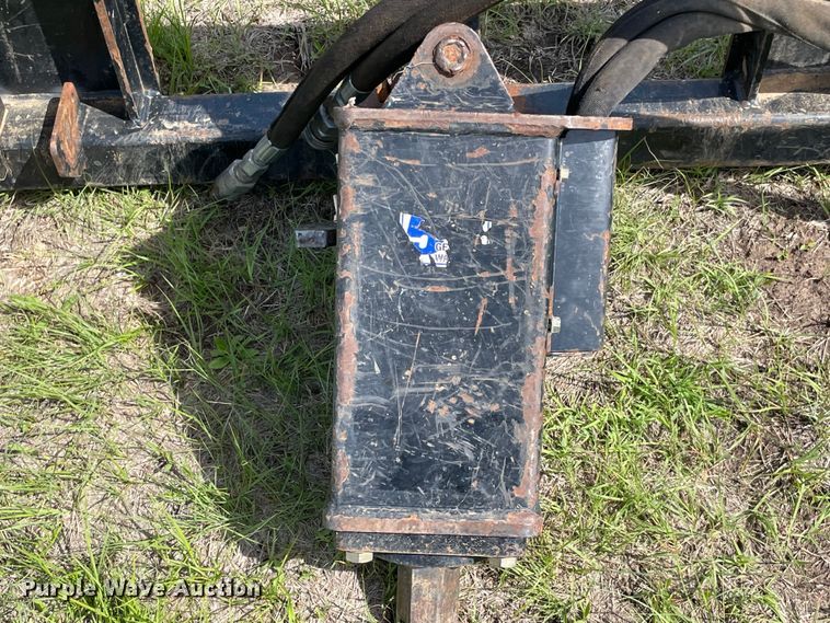 image for item MM9507 Kubota  skid steer auger