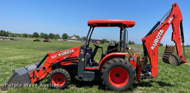 image for item MM9513 Kubota M62  backhoe