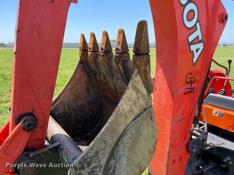 image for item MM9513 Kubota M62  backhoe