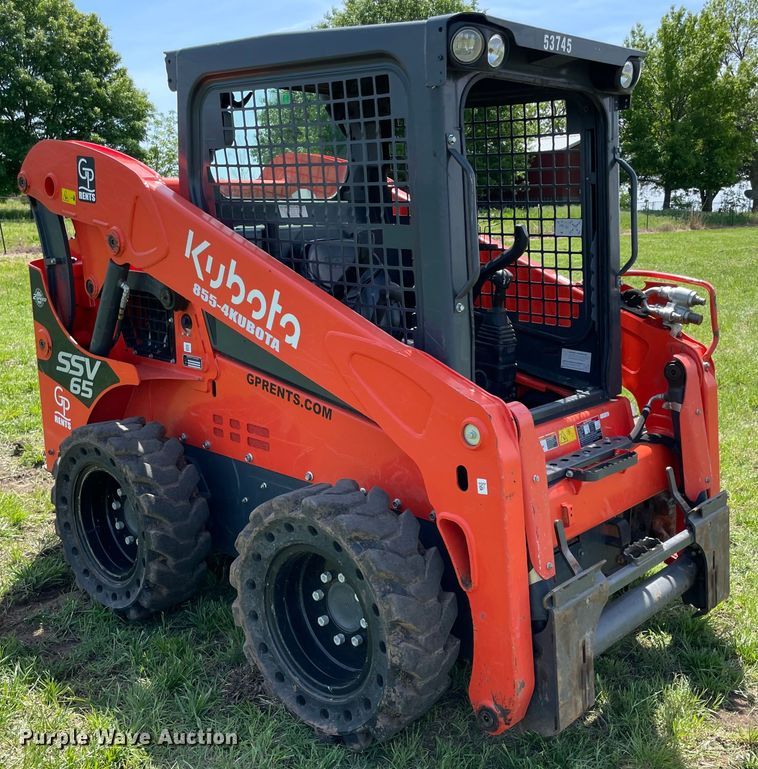 image for item MM9515 2021 Kubota SSV65  skid steer loader