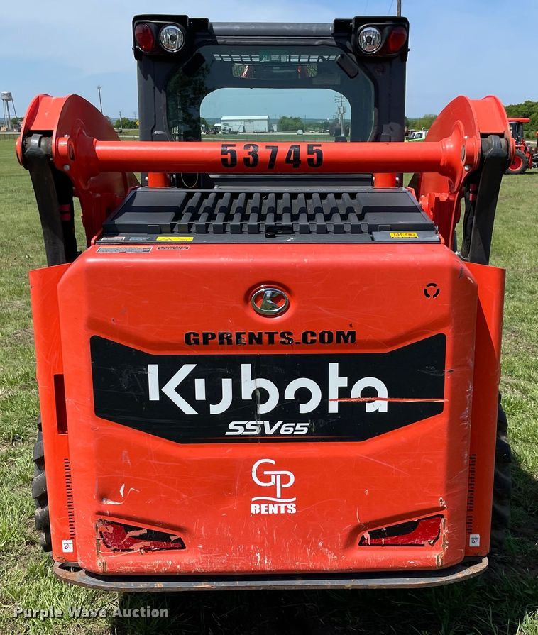 image for item MM9515 2021 Kubota SSV65  skid steer loader