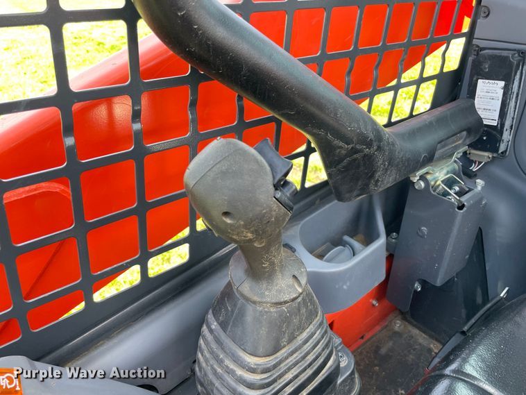 image for item MM9515 2021 Kubota SSV65  skid steer loader