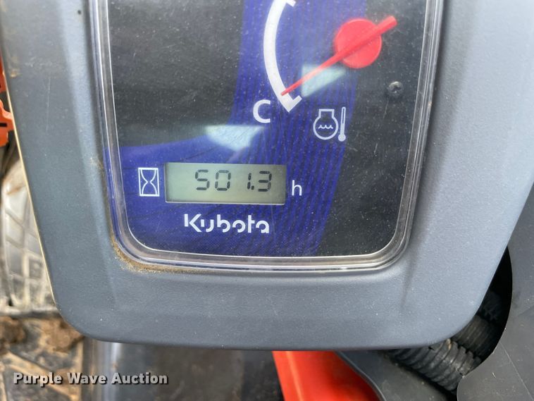 image for item MM9515 2021 Kubota SSV65  skid steer loader