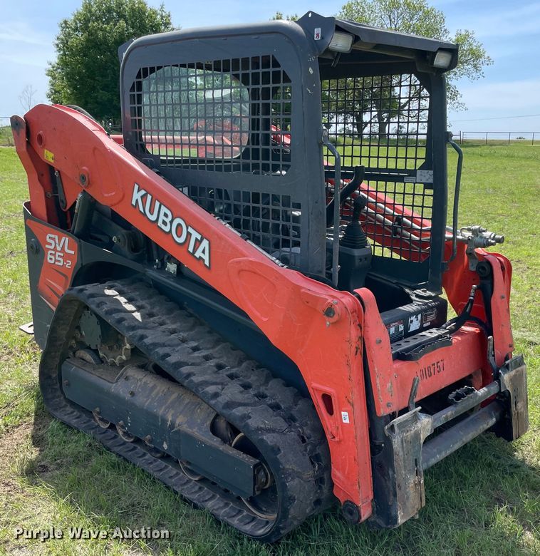 image for item MM9517 2019 Kubota SVL65-2  tracked skid steer loader