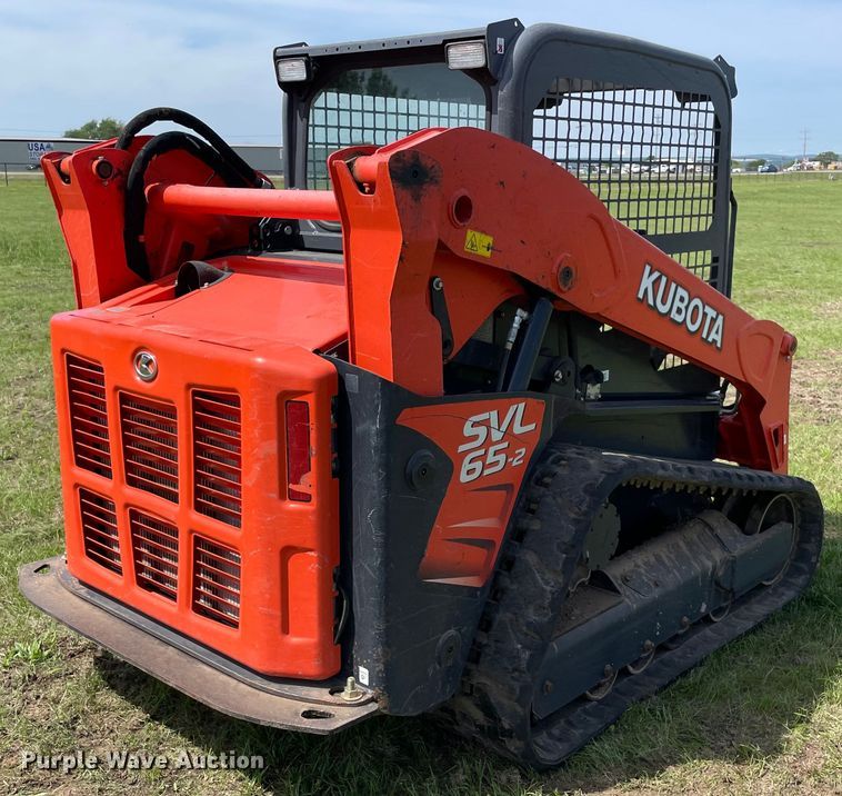 image for item MM9517 2019 Kubota SVL65-2  tracked skid steer loader