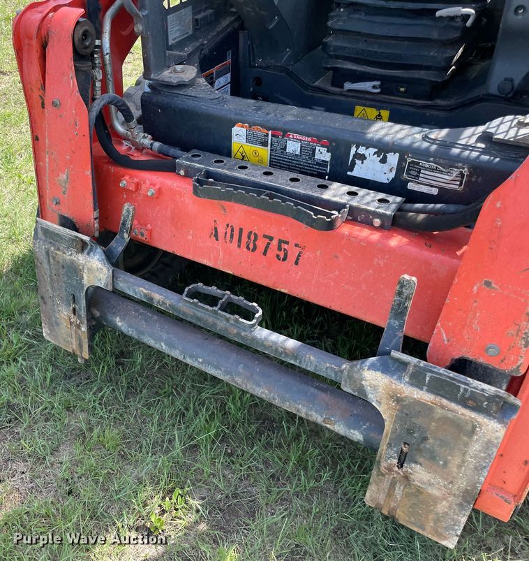image for item MM9517 2019 Kubota SVL65-2  tracked skid steer loader