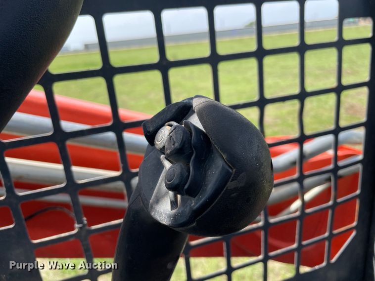 image for item MM9517 2019 Kubota SVL65-2  tracked skid steer loader