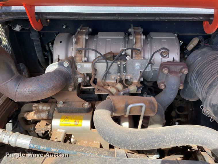 image for item MM9517 2019 Kubota SVL65-2  tracked skid steer loader