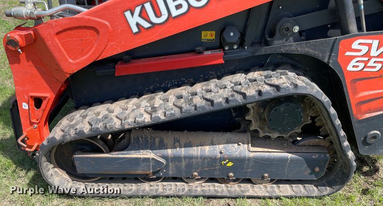 image for item MM9517 2019 Kubota SVL65-2  tracked skid steer loader