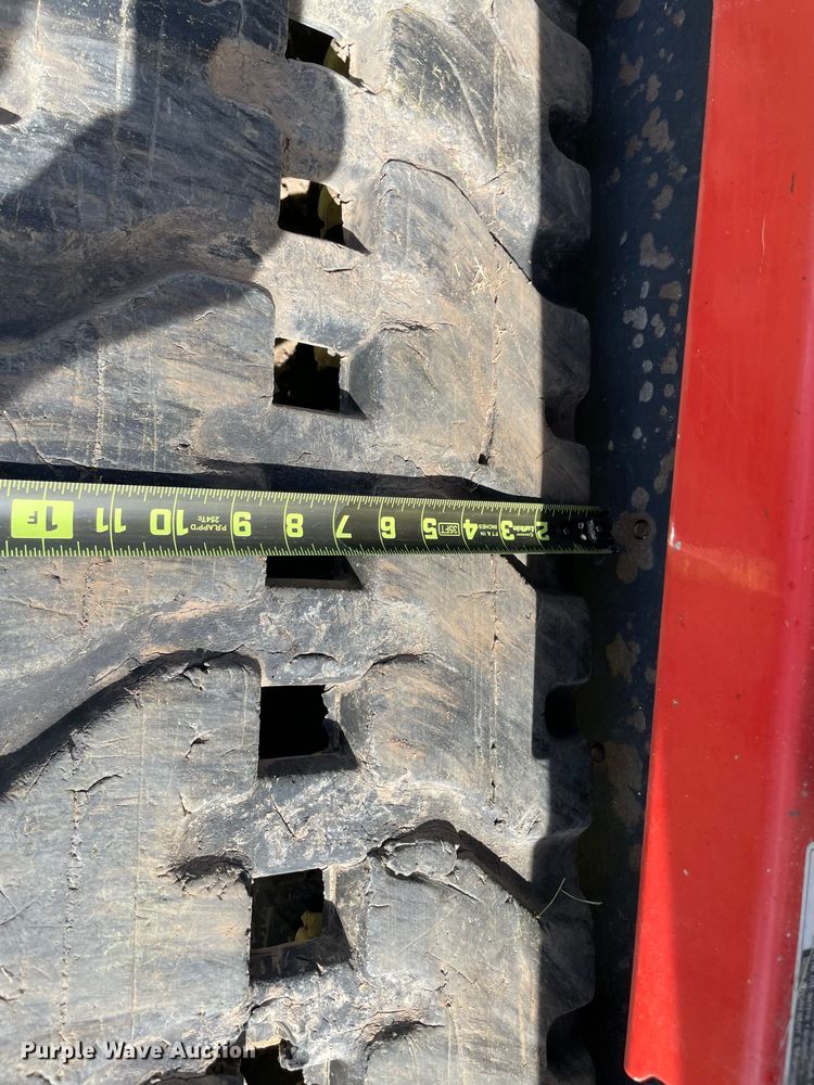 image for item MM9517 2019 Kubota SVL65-2  tracked skid steer loader