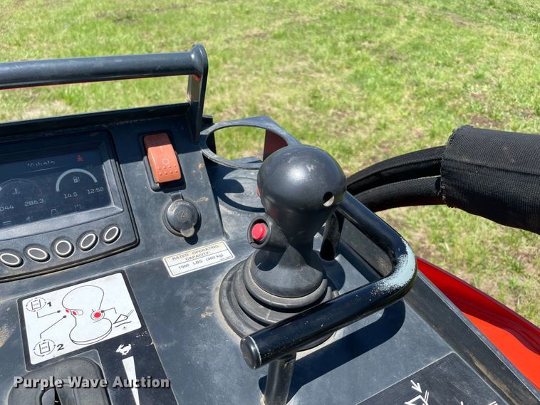 image for item MM9518 Kubota SCL1000  compact utility loader