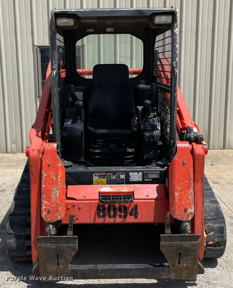 image for item MM9526 2020 Kubota SVL75-2  tracked skid steer loader