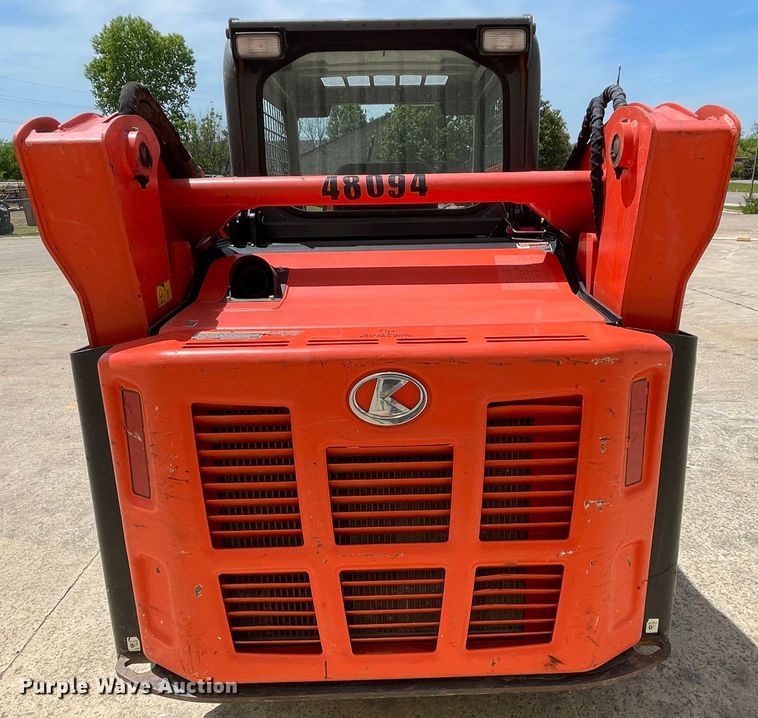 image for item MM9526 2020 Kubota SVL75-2  tracked skid steer loader