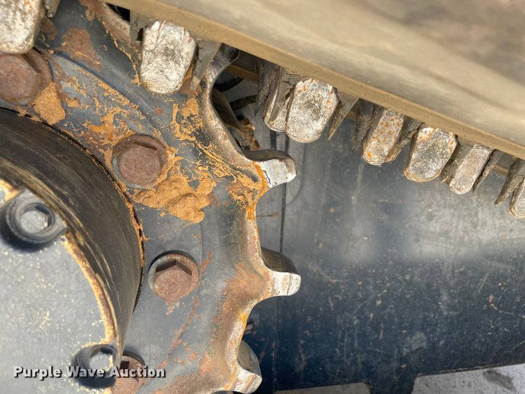 image for item MM9526 2020 Kubota SVL75-2  tracked skid steer loader