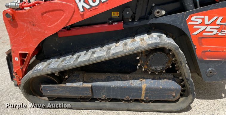 image for item MM9527 2019 Kubota SVL75-2  tracked skid steer loader