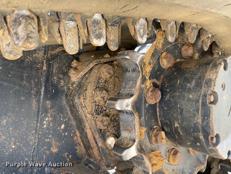 image for item MM9527 2019 Kubota SVL75-2  tracked skid steer loader