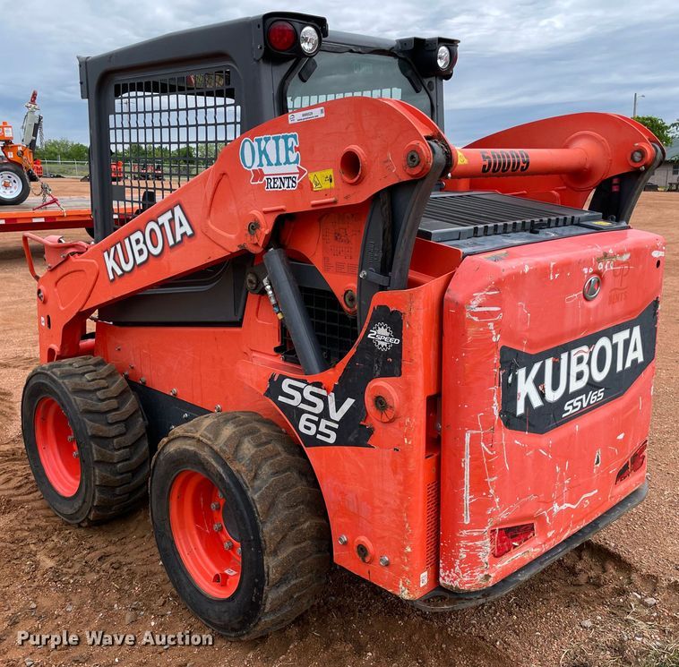 image for item MM9529 2017 Kubota SSV65  skid steer loader