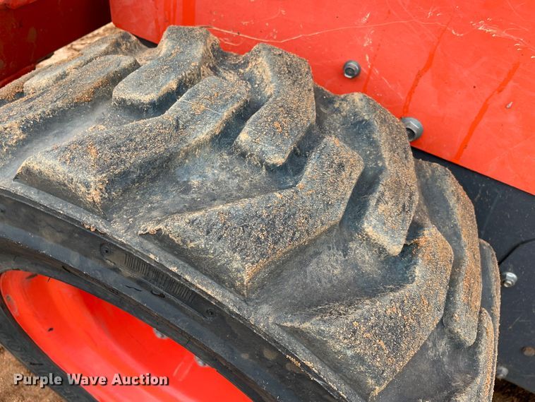 image for item MM9529 2017 Kubota SSV65  skid steer loader