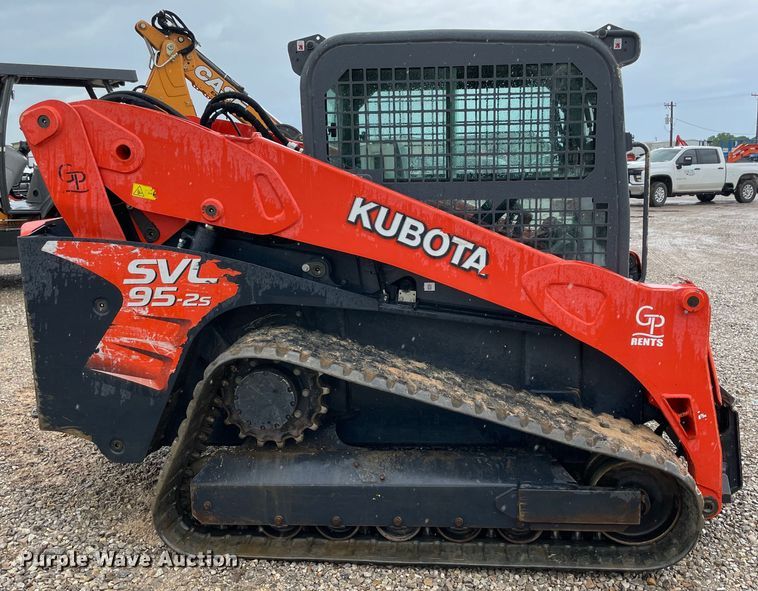 image for item MM9532 2021 Kubota SVL95-2S  tracked skid steer loader