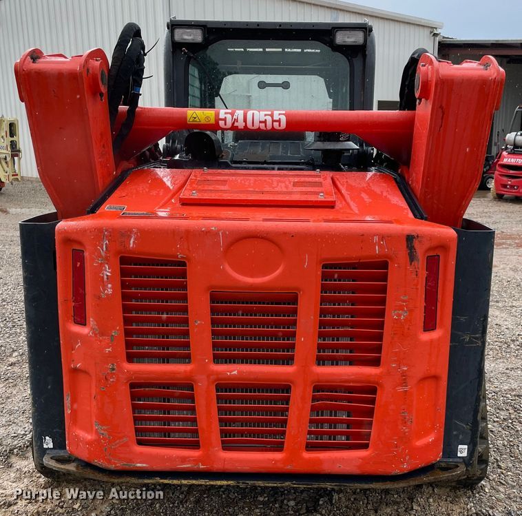 image for item MM9532 2021 Kubota SVL95-2S  tracked skid steer loader