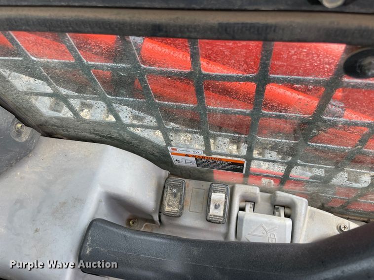 image for item MM9532 2021 Kubota SVL95-2S  tracked skid steer loader