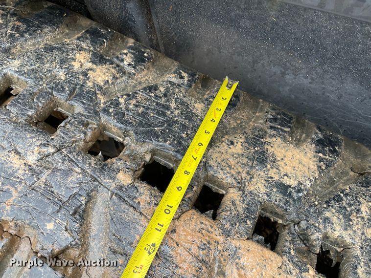 image for item MM9532 2021 Kubota SVL95-2S  tracked skid steer loader