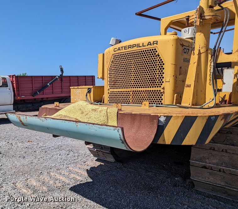 image for item MN9995 Caterpillar D7  tack rig