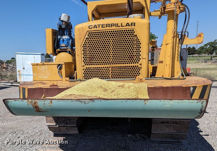 image for item MN9995 Caterpillar D7  tack rig