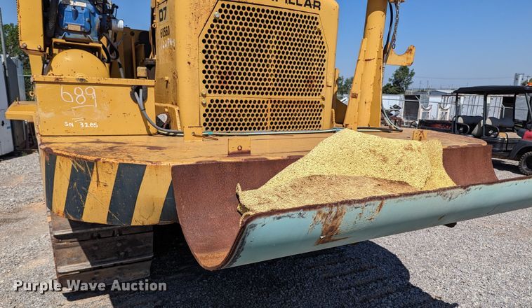 image for item MN9995 Caterpillar D7  tack rig