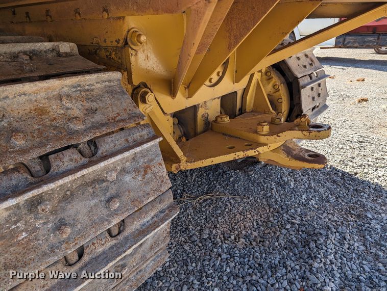 image for item MN9995 Caterpillar D7  tack rig