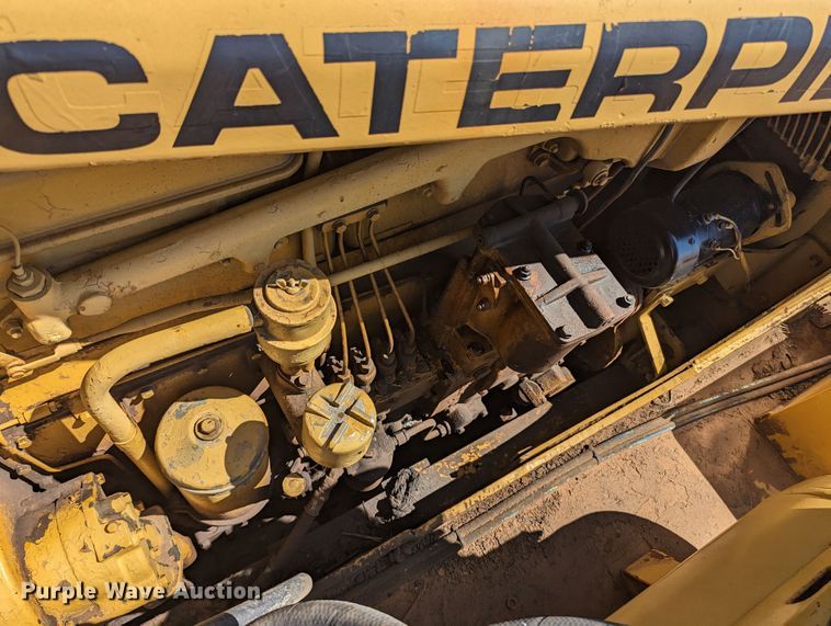 image for item MN9995 Caterpillar D7  tack rig