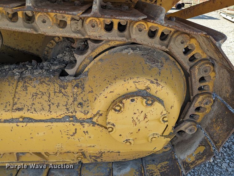 image for item MN9995 Caterpillar D7  tack rig