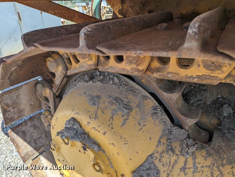 image for item MN9995 Caterpillar D7  tack rig