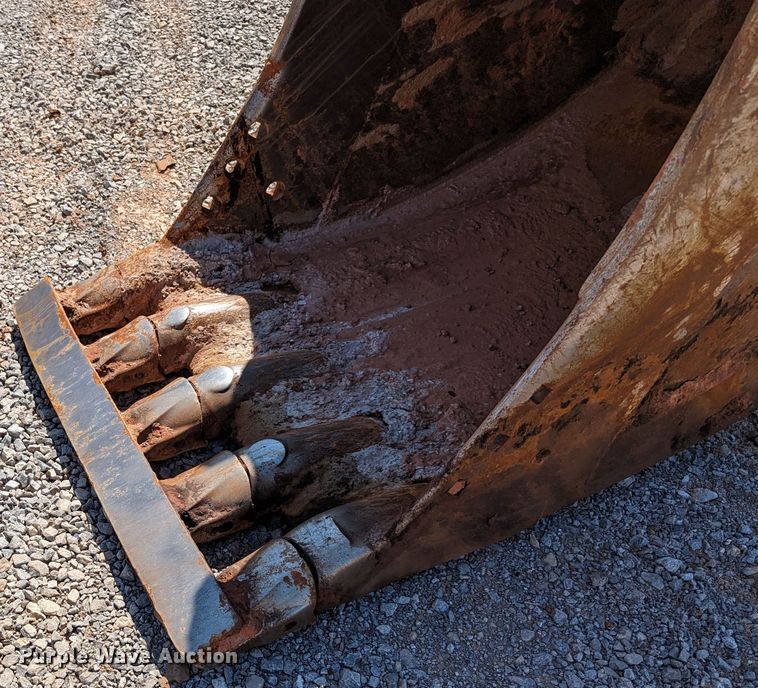 image for item MN9997 2012 Komatsu PC210LC-10  excavator