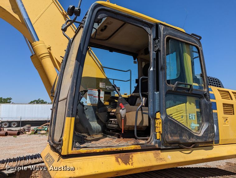 image for item MN9997 2012 Komatsu PC210LC-10  excavator