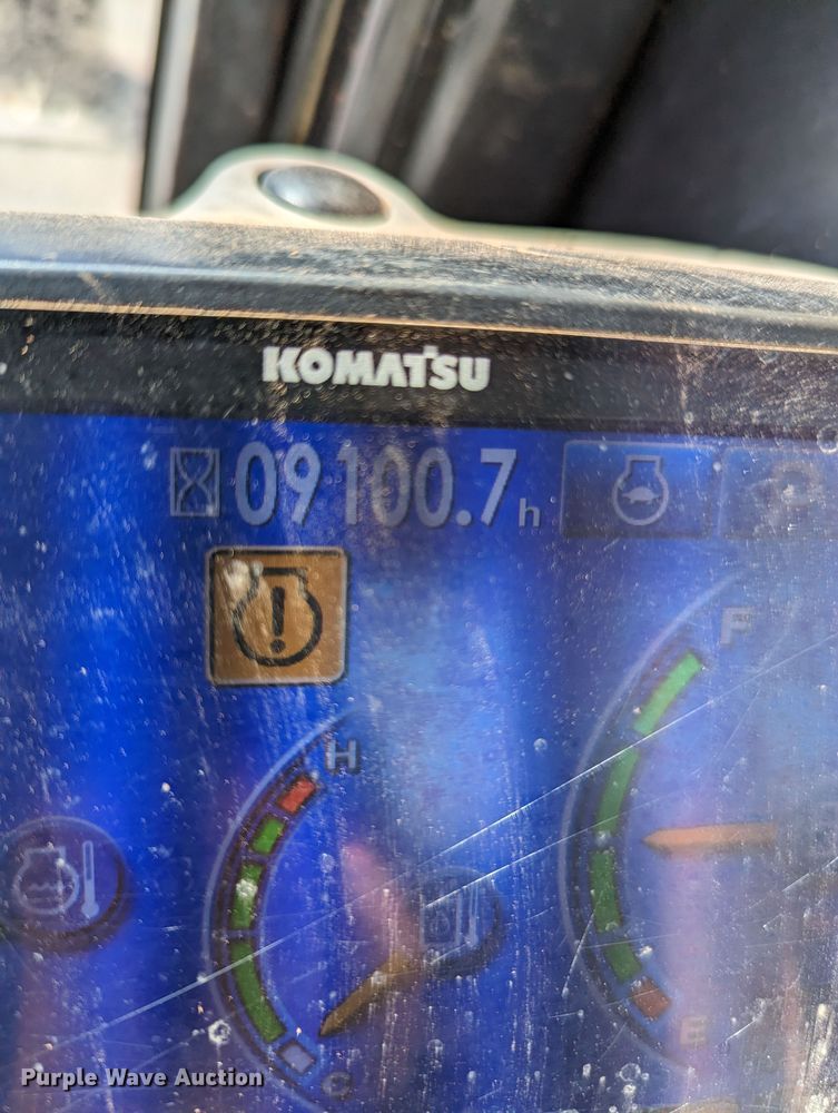 image for item MN9997 2012 Komatsu PC210LC-10  excavator