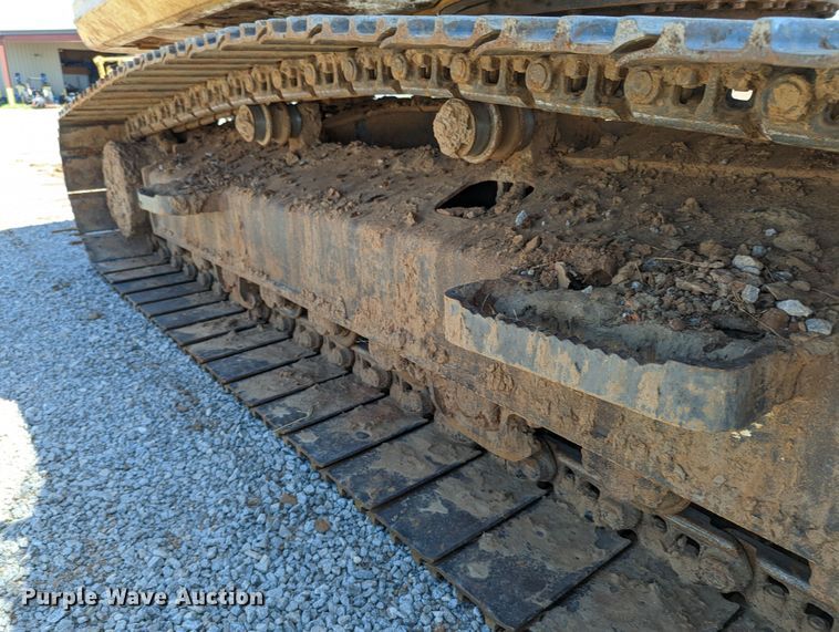 image for item MN9997 2012 Komatsu PC210LC-10  excavator