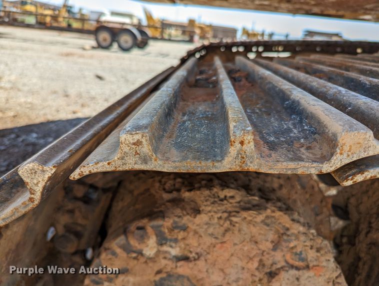 image for item MN9997 2012 Komatsu PC210LC-10  excavator