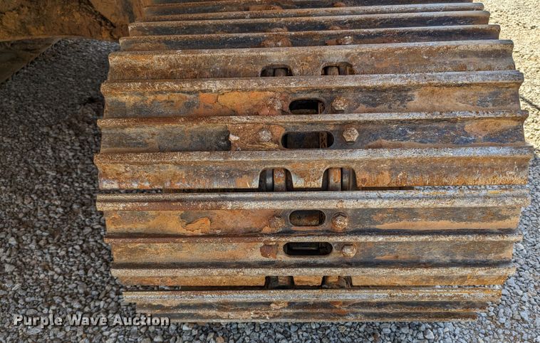 image for item MN9997 2012 Komatsu PC210LC-10  excavator