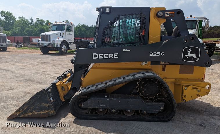 image for item MO9022 2022 John Deere 325G  tracked skid steer loader