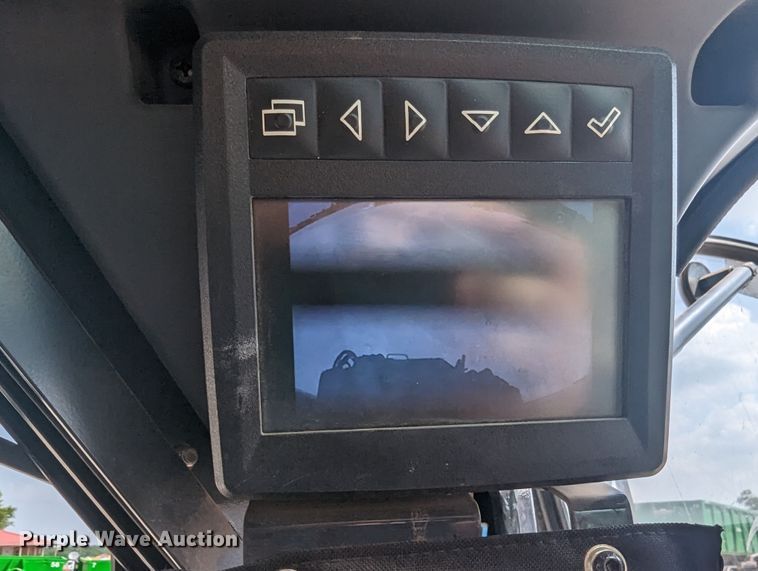 image for item MO9022 2022 John Deere 325G  tracked skid steer loader